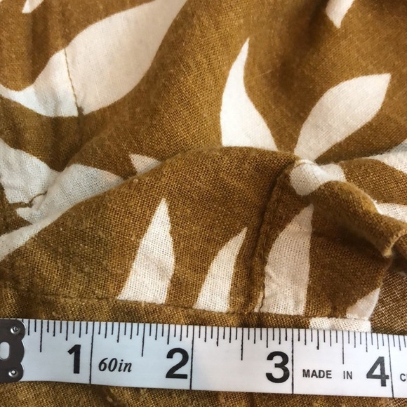 Old navy short Hawaiian - Picture 8 of 8